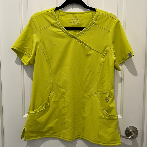 infinity Tops - Scrub Top